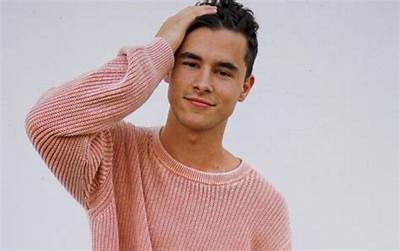 Kian Lawley Net Worth, Age, Height, Bio, Birthday, Wiki!