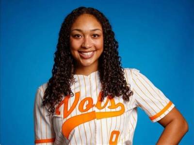 Kiki Deayala Net Worth, Age, Height, Bio, Birthday, Wiki!