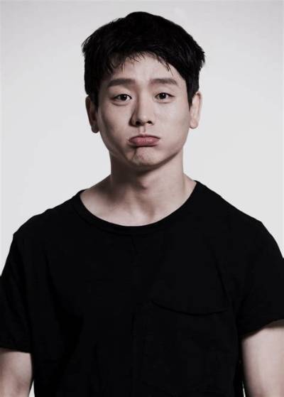 Kim Jin-Young - Net Worth, Age, Height, Birthday, Bio, Wiki!