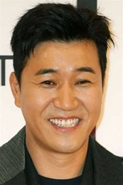 Kim Jong-Min - Net Worth, Age, Height, Birthday, Bio, Wiki!
