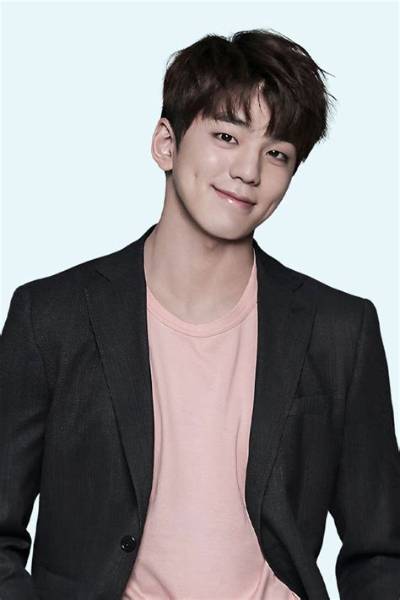 Kim Min-Goo - Net Worth, Age, Height, Birthday, Bio, Wiki!