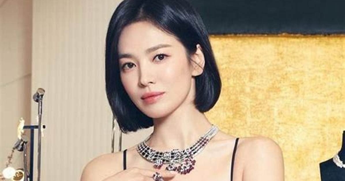 Kim Min-Kyo - Net Worth, Age, Height, Birthday, Bio, Wiki!