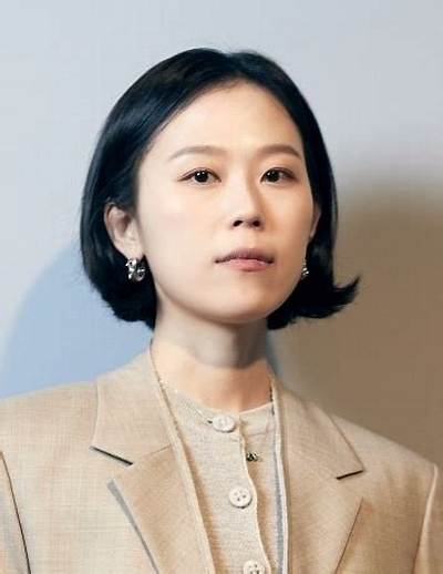Kim Sae-Byuk - Net Worth, Age, Height, Birthday, Bio, Wiki!