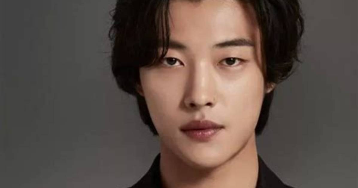 Kim Si-Woo Net Worth, Age, Height, Bio, Birthday, Wiki!
