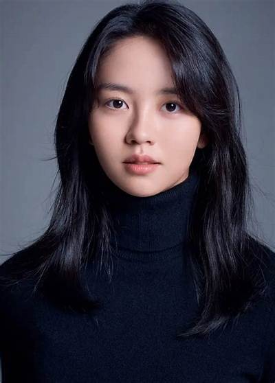 Kim So-Hyun Net Worth, Age, Height, Bio, Birthday, Wiki!