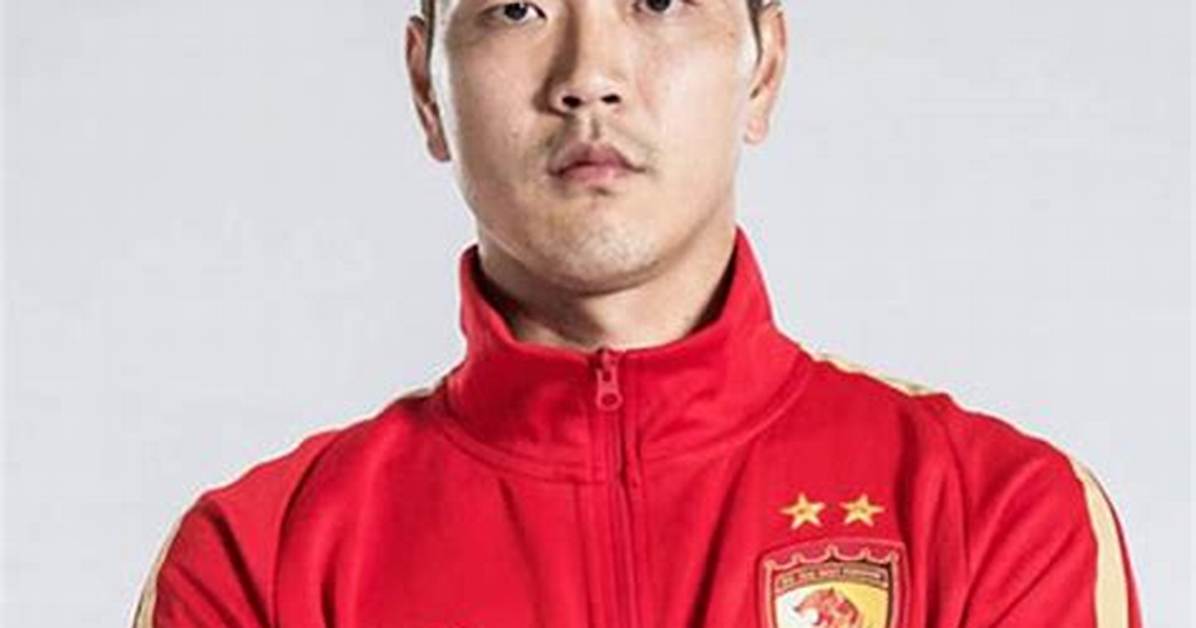 Kim Young-Gwon Net Worth 2024, Age, Height, Bio, Birthday, Wiki!