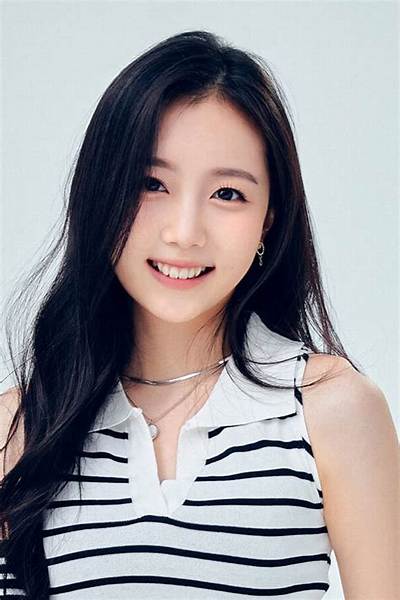 Kim Yun-Mi - Net Worth, Age, Height, Birthday, Bio, Wiki!