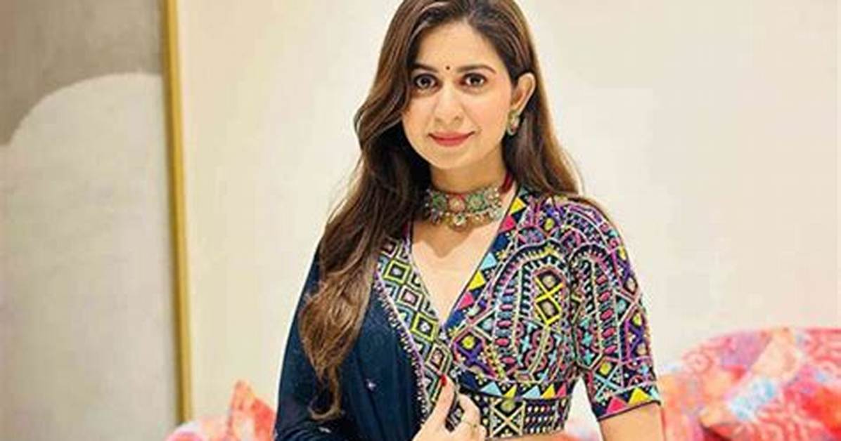 Kinjal Dave Net Worth, Age, Height, Bio, Birthday, Wiki!