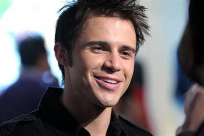 Kris Allen Net Worth, Age, Height, Bio, Birthday, Wiki!