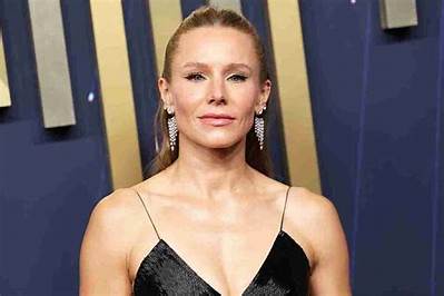 Kristen Clark Net Worth, Age, Height, Bio, Birthday, Wiki!