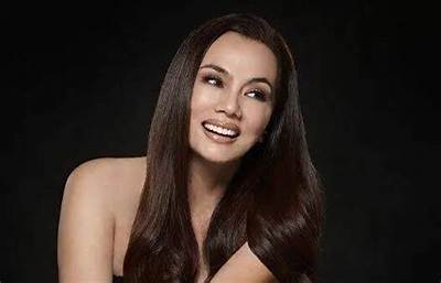Kuh Ledesma Net Worth, Age, Height, Bio, Birthday, Wiki!