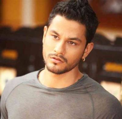 Kunal Khemu Net Worth, Age, Height, Bio, Birthday, Wiki!