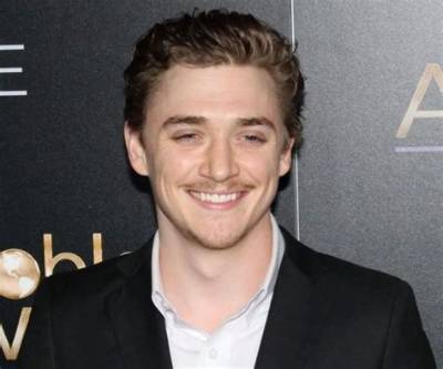 Kyle Gallner Net Worth, Age, Height, Bio, Birthday, Wiki!