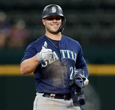 Kyle Seager Net Worth, Age, Height, Bio, Birthday, Wiki!