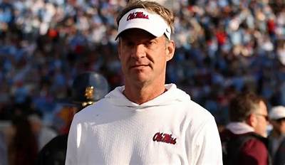Lane Kiffin Net Worth, Age, Height, Bio, Birthday, Wiki!