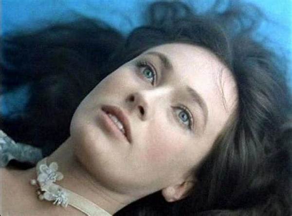 Larisa Guzeeva - Net Worth, Age, Height, Birthday, Bio, Wiki!