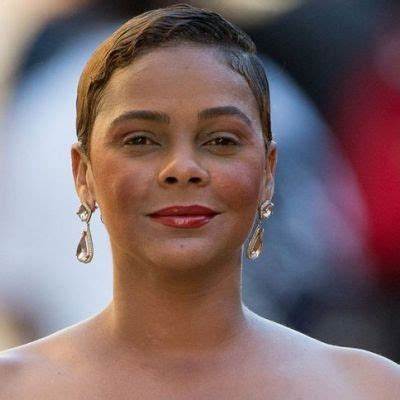Lark Voorhies Net Worth, Age, Height, Bio, Birthday, Wiki!