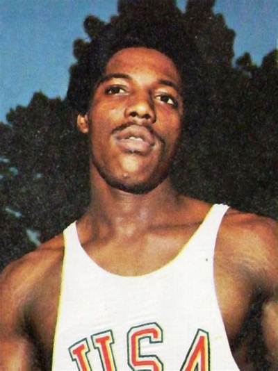 Larry Black Net Worth, Age, Height, Bio, Birthday, Wiki!