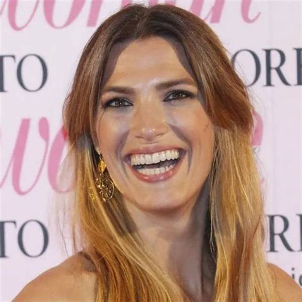 Laura Hall Net Worth, Age, Height, Bio, Birthday, Wiki!