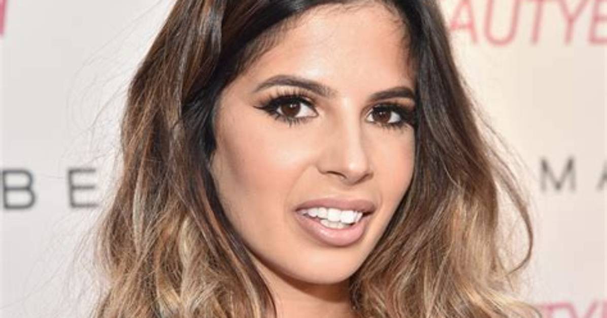 Laura Lee - Net Worth, Age, Height, Birthday, Bio, Wiki!