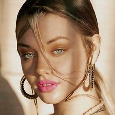 Laura Niemas Net Worth, Age, Height, Bio, Birthday, Wiki!