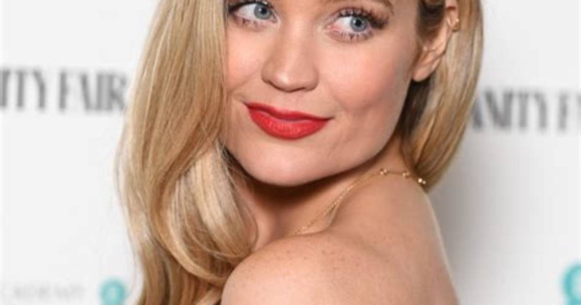 Laura Whitmore - Net Worth, Age, Height, Birthday, Bio, Wiki!
