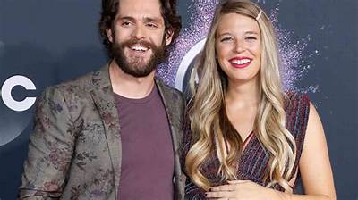 Lauren Akins Net Worth, Age, Height, Bio, Birthday, Wiki!
