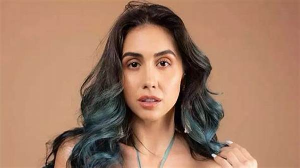 Lauren Gottlieb Net Worth, Age, Height, Bio, Birthday, Wiki!