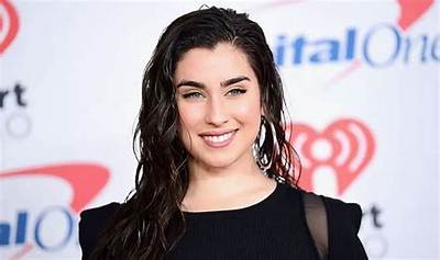 Lauren Jauregui Net Worth, Age, Height, Bio, Birthday, Wiki!
