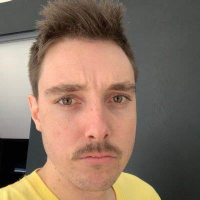 Lazarbeam Net Worth, Age, Height, Bio, Birthday, Wiki!