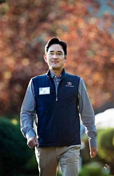 Lee Jae-Suk Net Worth 2024, Age, Height, Bio, Birthday, Wiki!