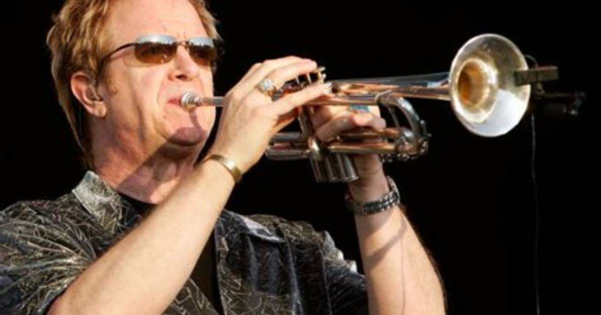 Lee Loughnane Net Worth, Age, Height, Bio, Birthday, Wiki!