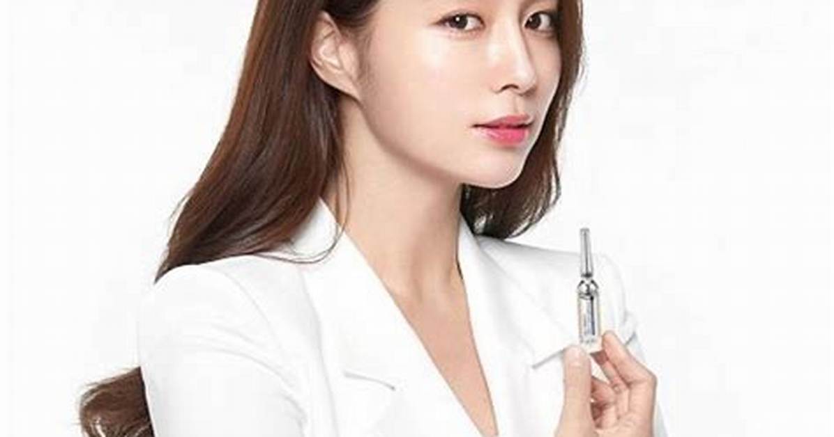 Lee Min-Jung - Net Worth, Age, Height, Birthday, Bio, Wiki!