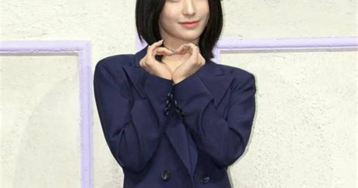 Lee Sae-Rom - Net Worth, Age, Height, Birthday, Bio, Wiki!