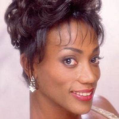 Lenda Murray - Net Worth, Age, Height, Birthday, Bio, Wiki!