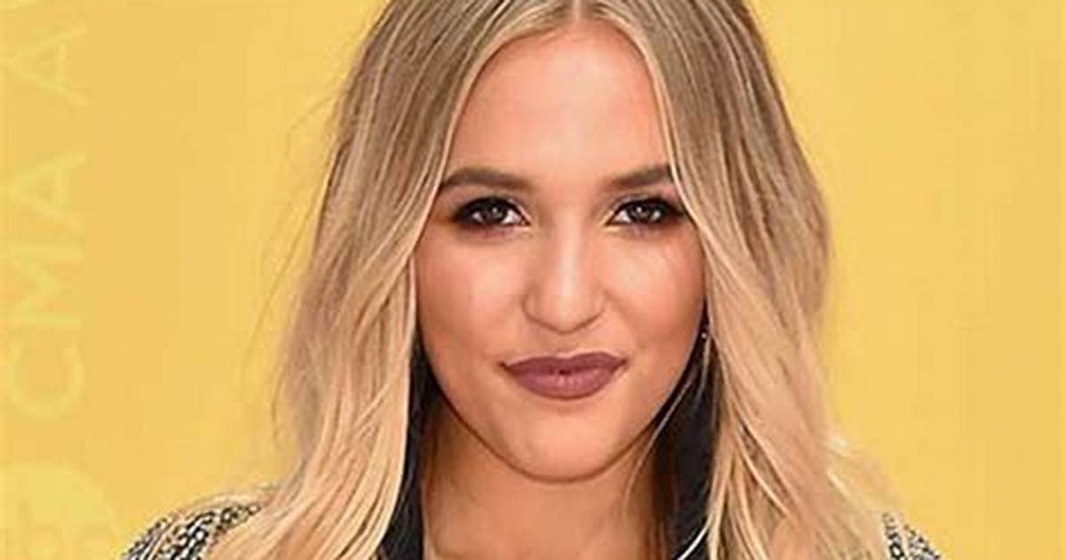 Lennon Stella - Net Worth, Age, Height, Birthday, Bio, Wiki!