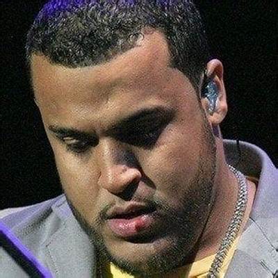 Lenny Santos - Net Worth, Age, Height, Birthday, Bio, Wiki!