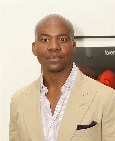 Leonard Roberts Net Worth, Age, Height, Bio, Birthday, Wiki!