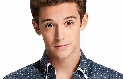 Leonardo Pasquarelli - Net Worth, Age, Height, Birthday, Bio, Wiki!