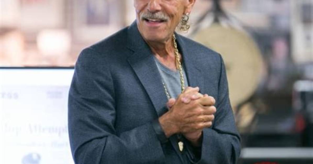 Les Gold Net Worth, Age, Height, Bio, Birthday, Wiki!