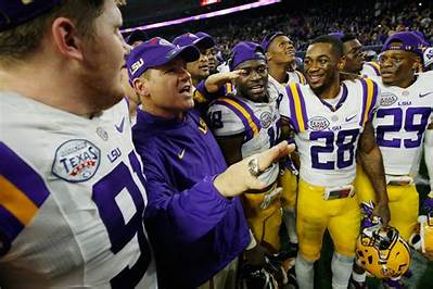 Les Miles Net Worth 2024, Age, Height, Bio, Birthday, Wiki!