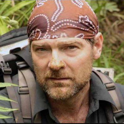 Les Stroud Net Worth, Age, Height, Bio, Birthday, Wiki!