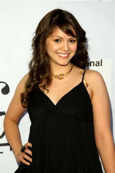 Leslie-Anne Huff Net Worth 2024, Age, Height, Bio, Birthday, Wiki!