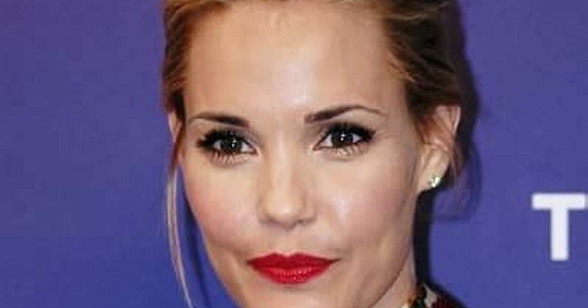 Leslie Bibb Net Worth, Age, Height, Bio, Birthday, Wiki!