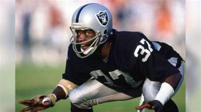 Lester Hayes Net Worth, Age, Height, Bio, Birthday, Wiki!