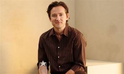 Lewis Pullman - Net Worth, Age, Height, Birthday, Bio, Wiki!