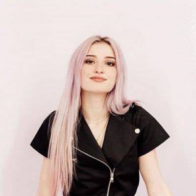 Lexi Brumback Net Worth, Age, Height, Bio, Birthday, Wiki!