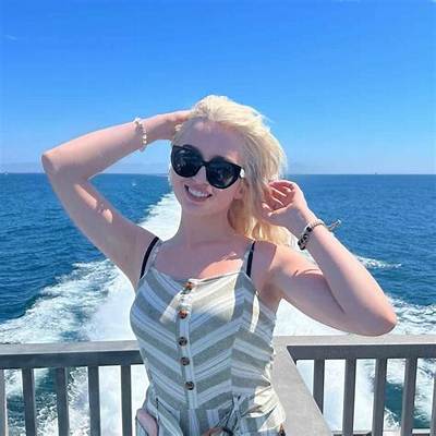 Lexi Lynn Beerman Net Worth, Age, Height, Bio, Birthday, Wiki!