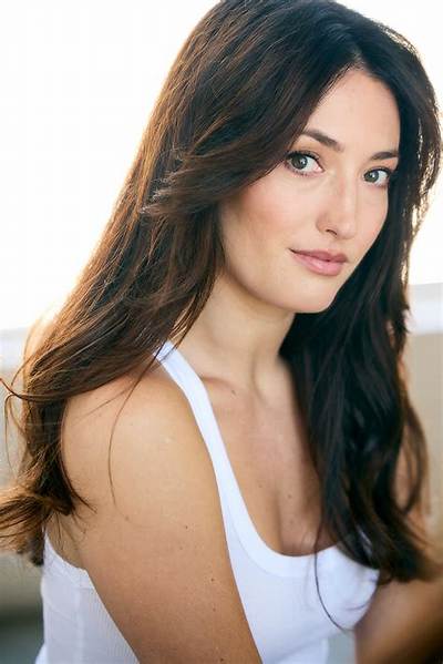 Lexie Contursi - Net Worth, Age, Height, Birthday, Bio, Wiki!