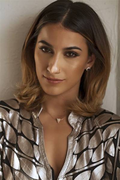 Lexy Panterra Net Worth, Age, Height, Bio, Birthday, Wiki!